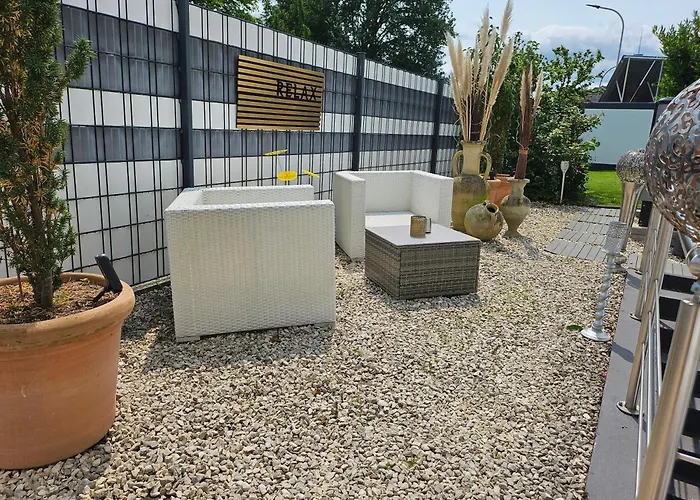 Апартаменты Lounge 4 Singleapartment